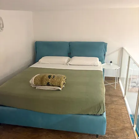 Indipendente Al Centro Di Catania